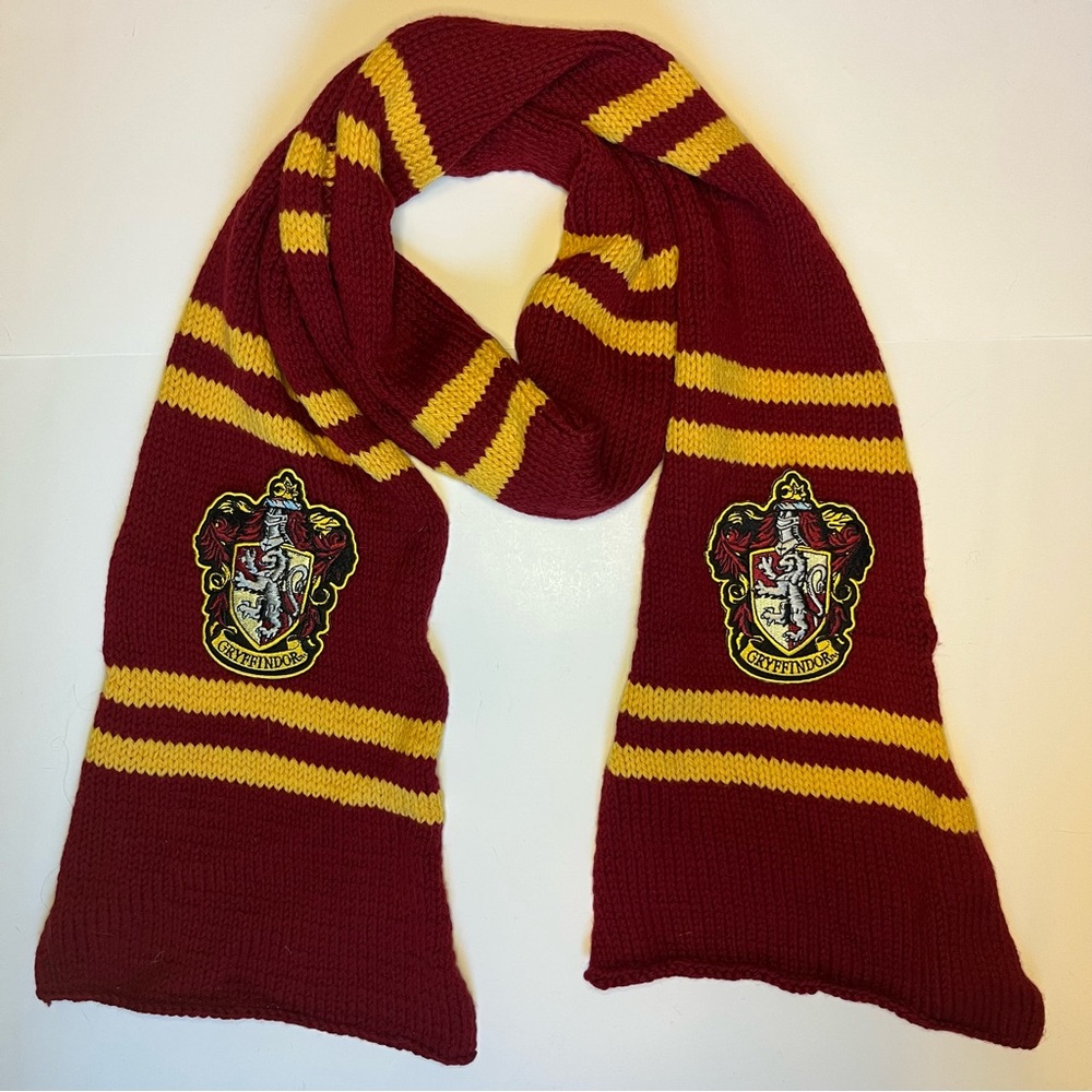 Hand-Knit Harry Potter Gryffindor Scarf with Optional Patches